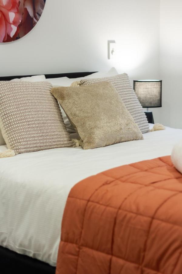 Ferienwohnung Modern City Living By Latimer Square, Cathedral Christchurch Exterior foto